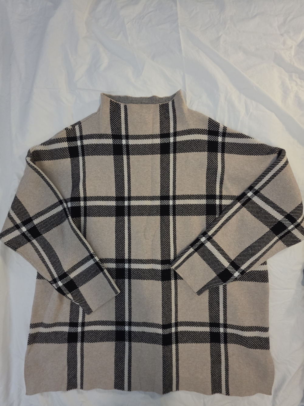 Max Studio Beige and Black Plaid Turtleneck Sweater Size 2X